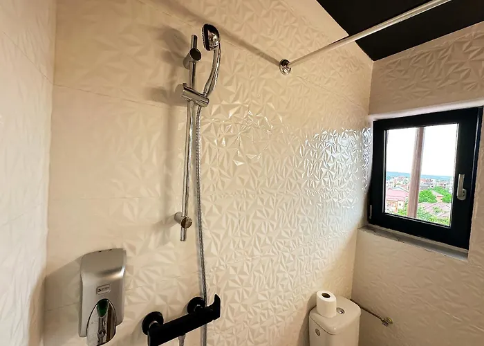 The Royal - With Balcony & Panoramic View Apartamento Craiova